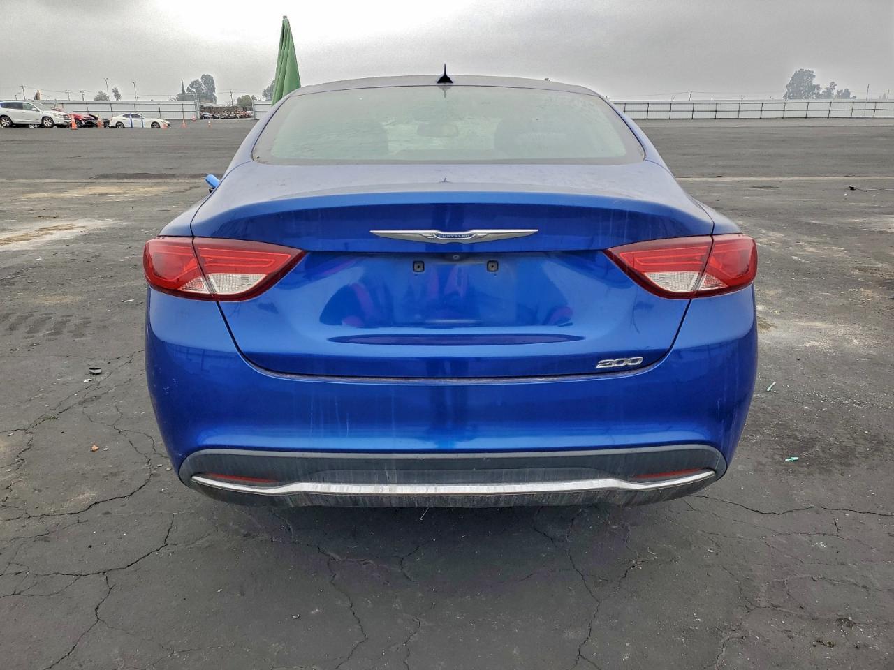 2015 CHRYSLER 200 LIMITED photo 6