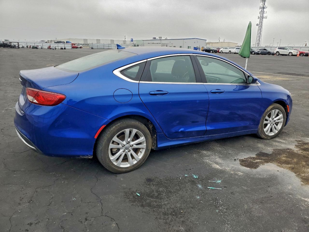 2015 CHRYSLER 200 LIMITED photo 3