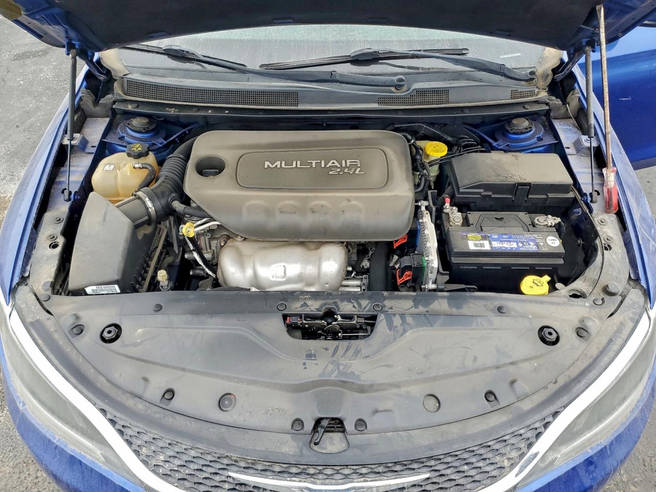 2015 CHRYSLER 200 LIMITED photo 11