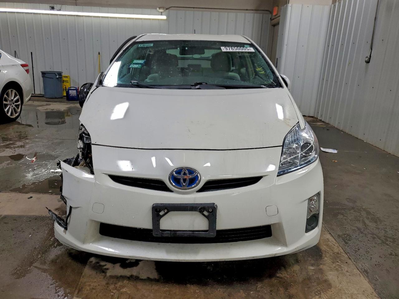 2011 TOYOTA PRIUS photo 5