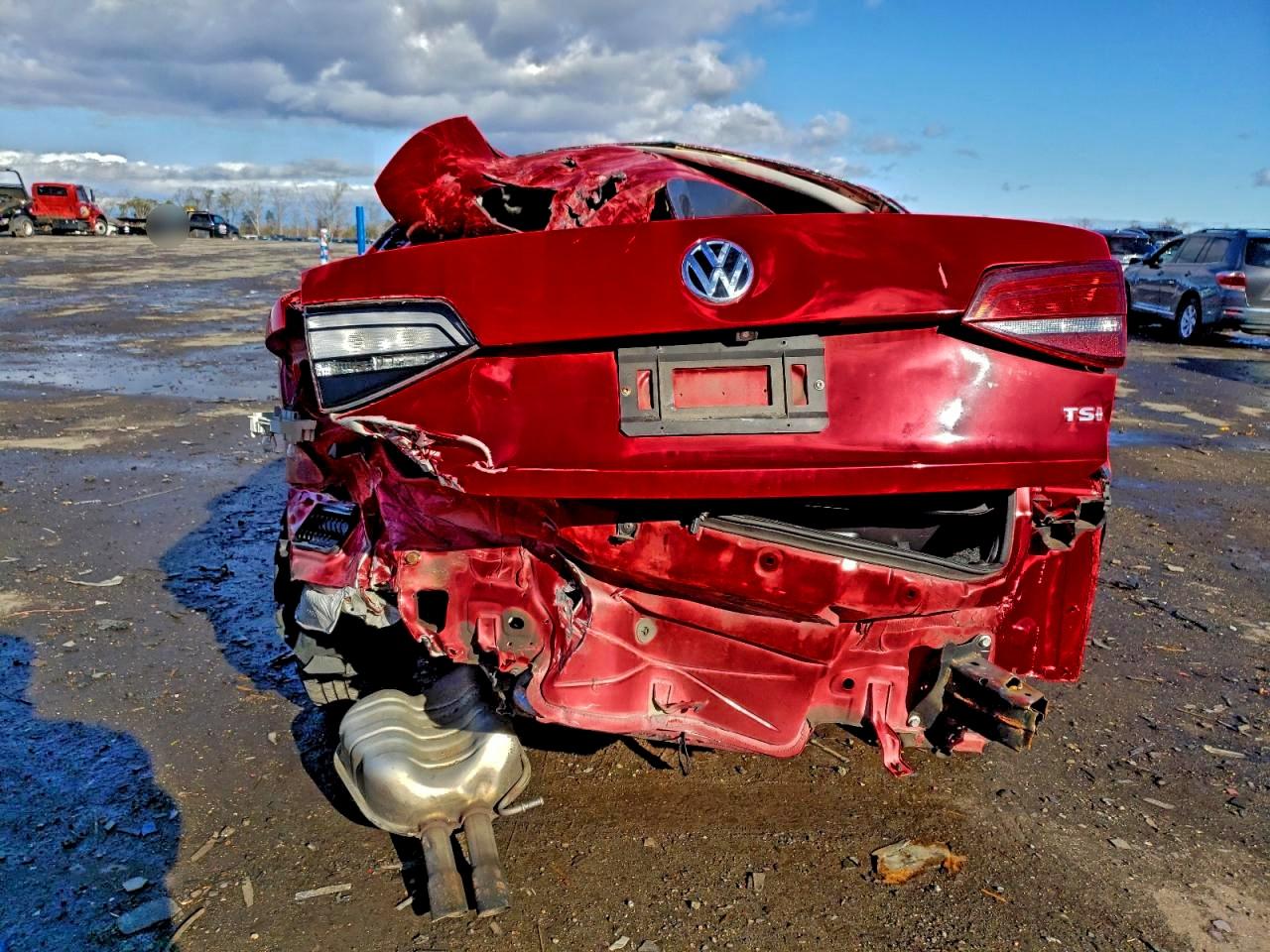 2018 VOLKSWAGEN JETTA SE photo 6
