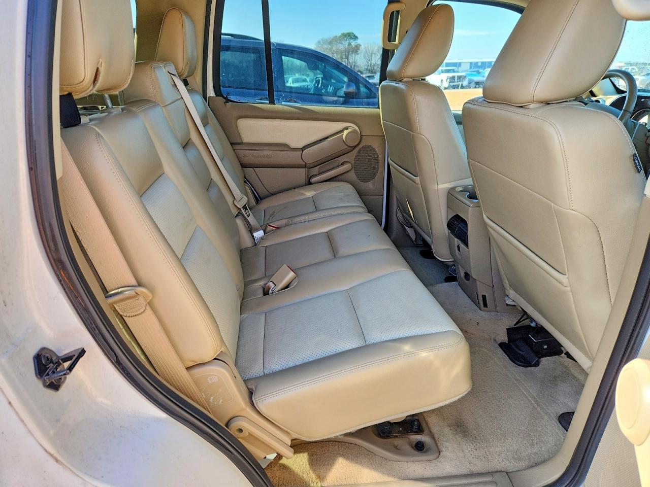 2010 FORD EXPLORER LIMITED photo 11