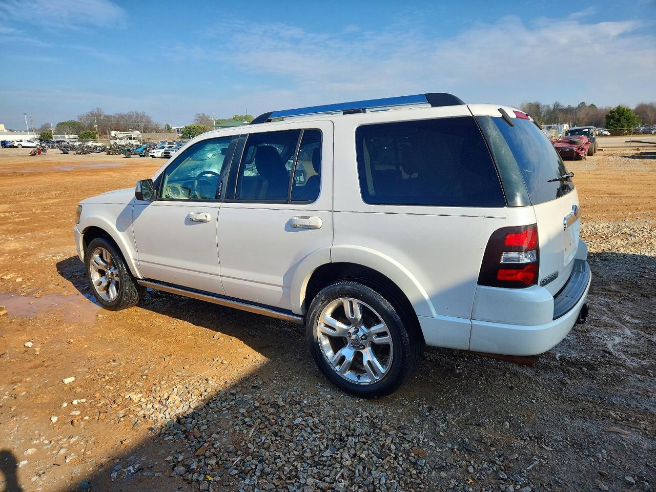 2010 FORD EXPLORER LIMITED photo 2