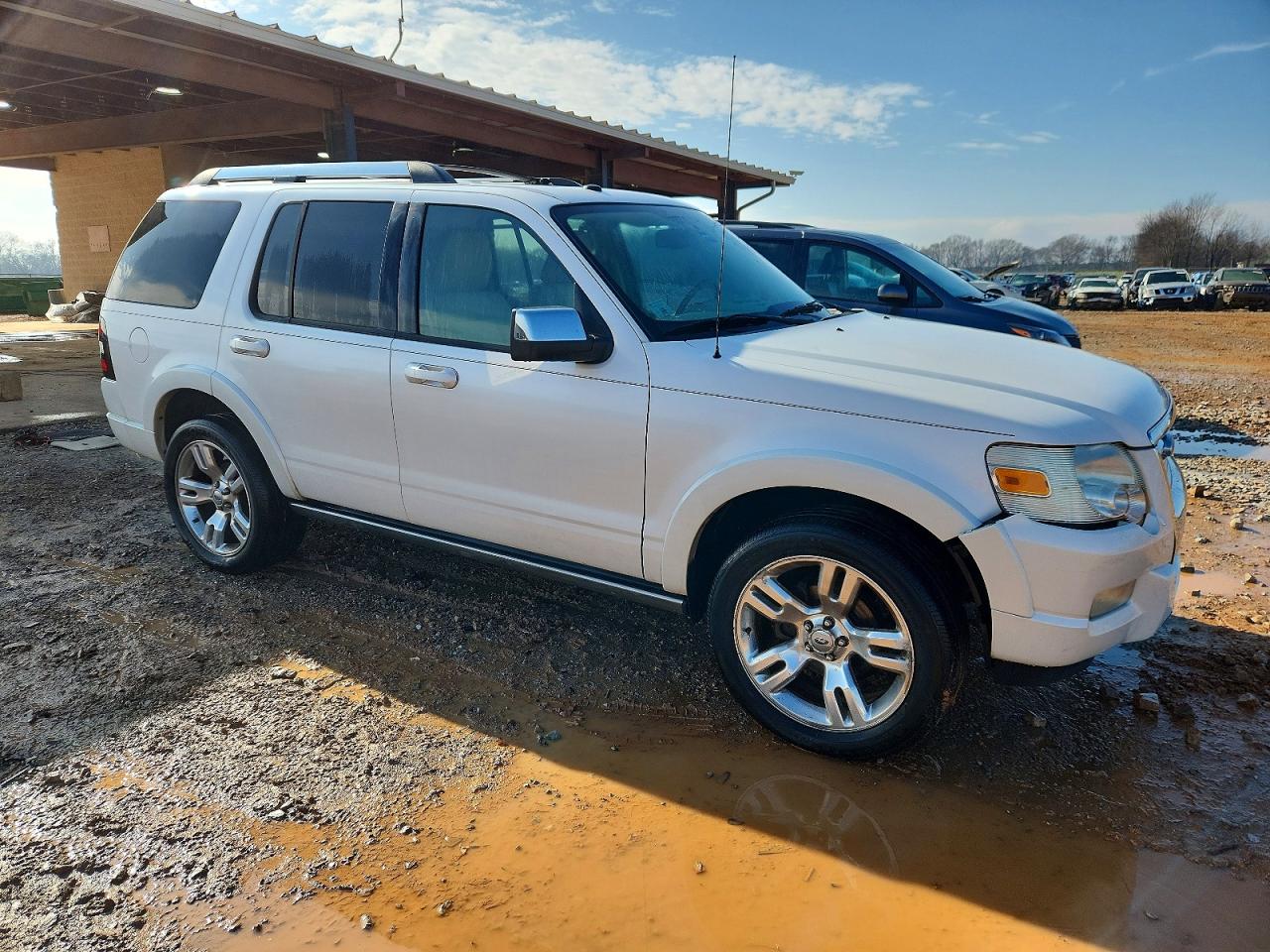 2010 FORD EXPLORER LIMITED photo 4