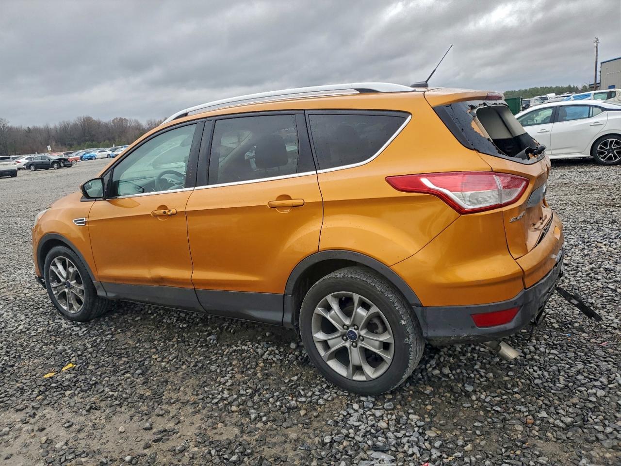 2016 FORD ESCAPE TITANIUM photo 2