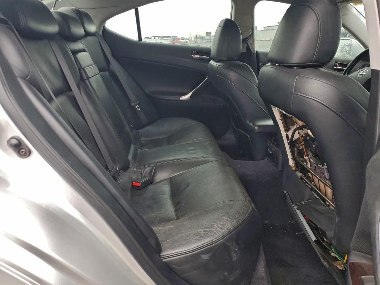 2006 LEXUS IS 250 photo 10