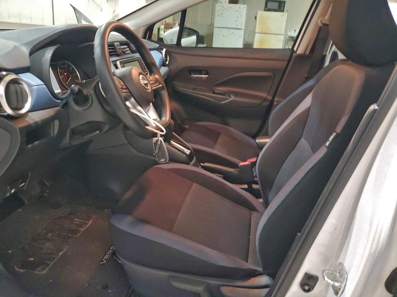 2025 NISSAN VERSA SV photo 13