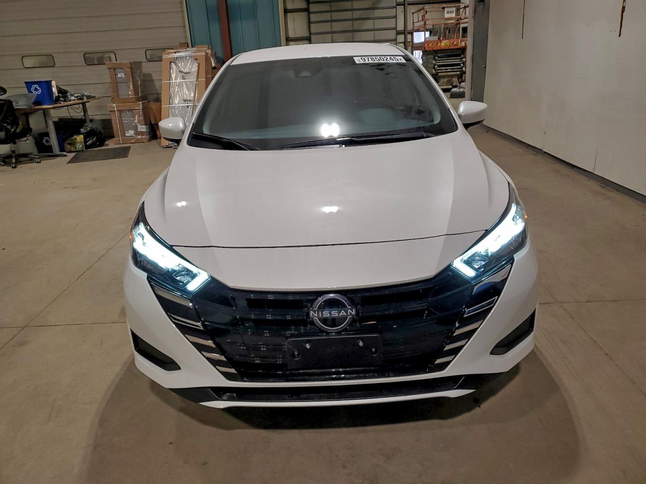 2025 NISSAN VERSA SV photo 9