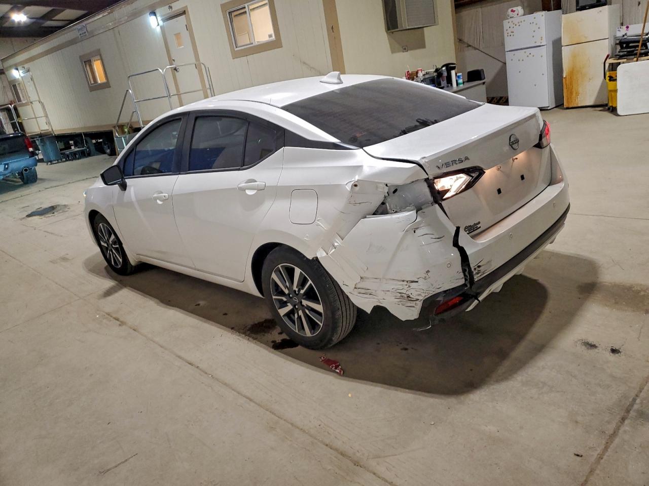 2025 NISSAN VERSA SV photo 3
