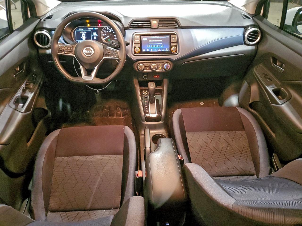 2025 NISSAN VERSA SV photo 15