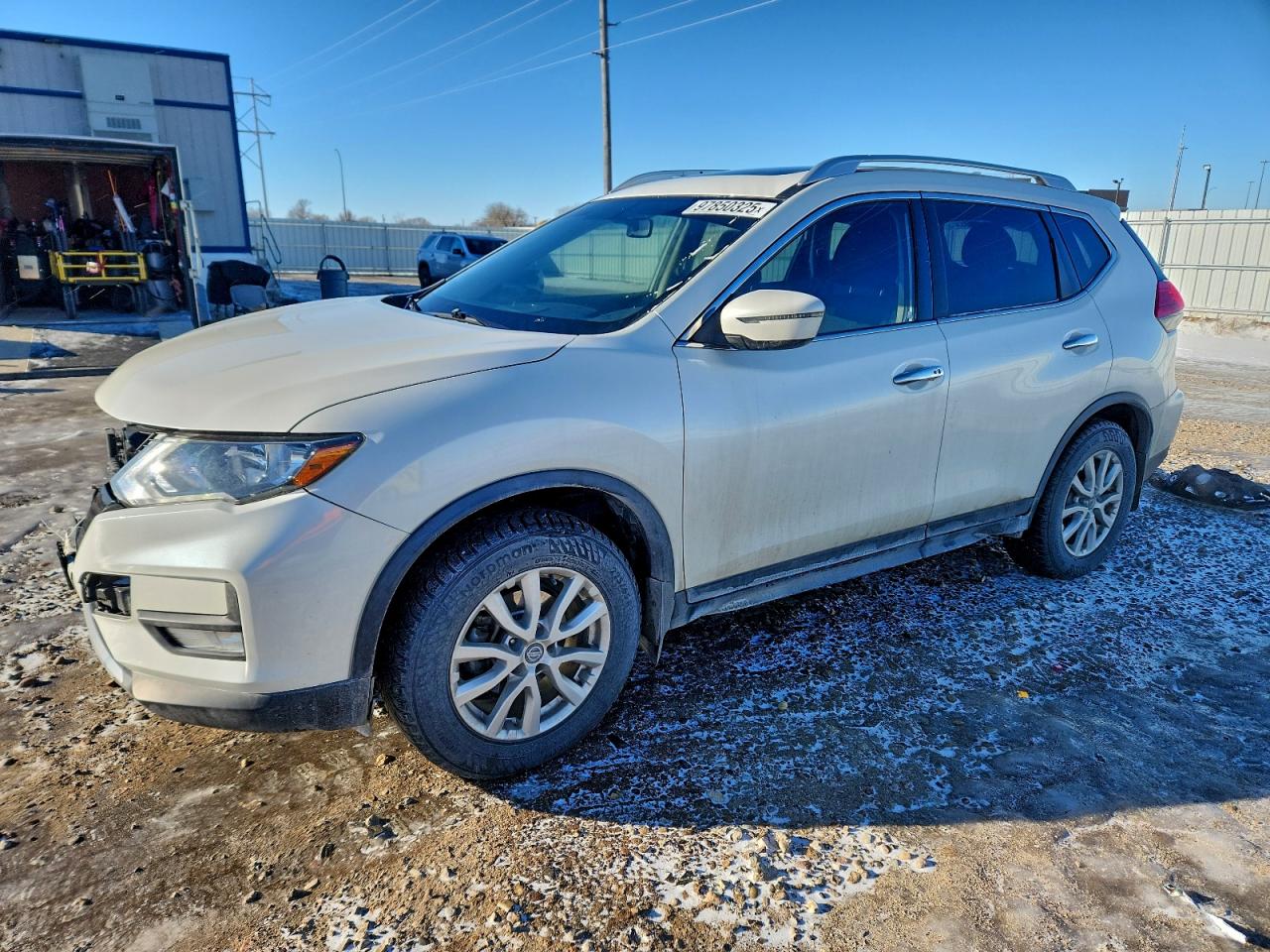 2017 NISSAN ROGUE