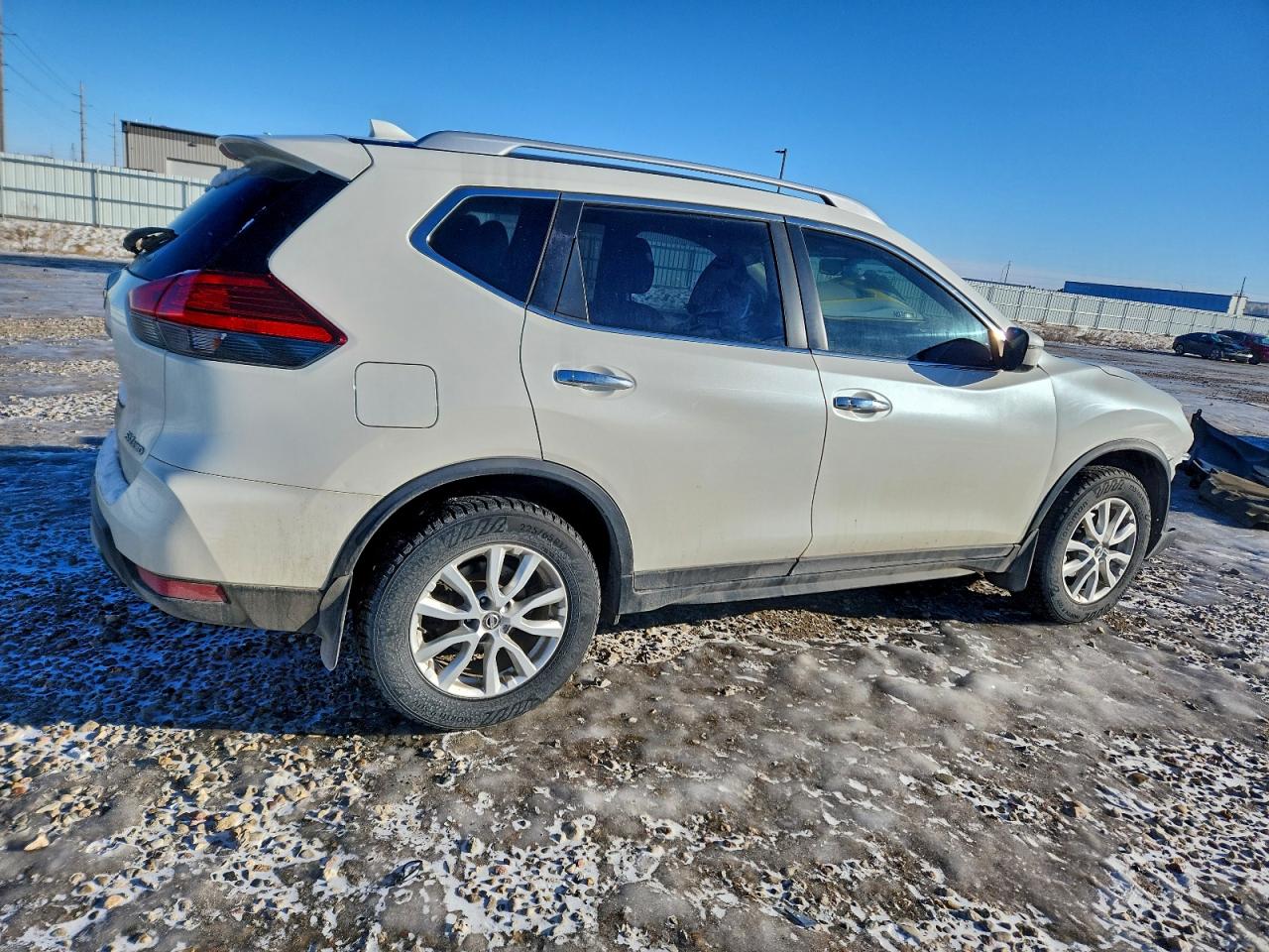 2017 NISSAN ROGUE S photo 3