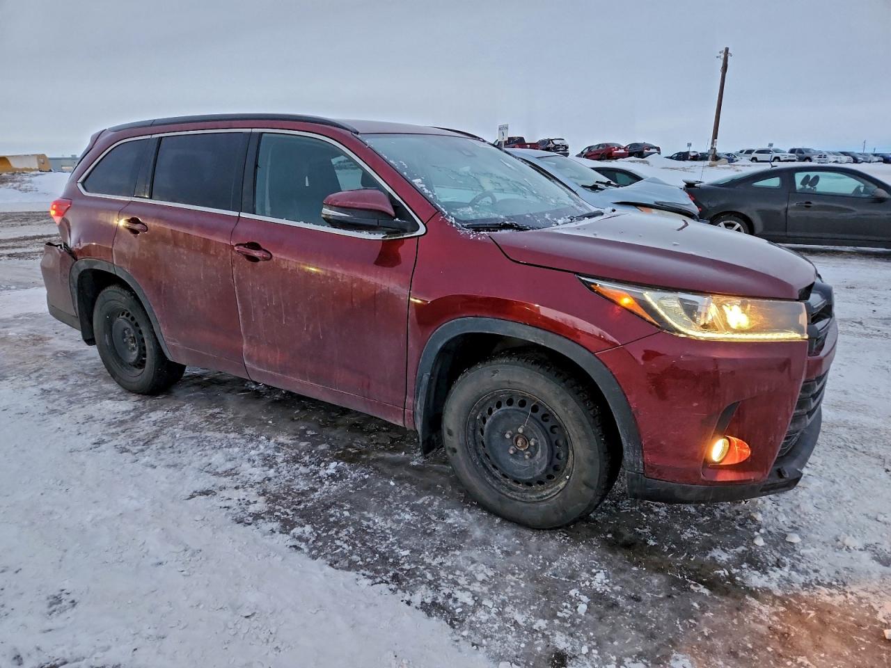2017 TOYOTA HIGHLANDER SE photo 4