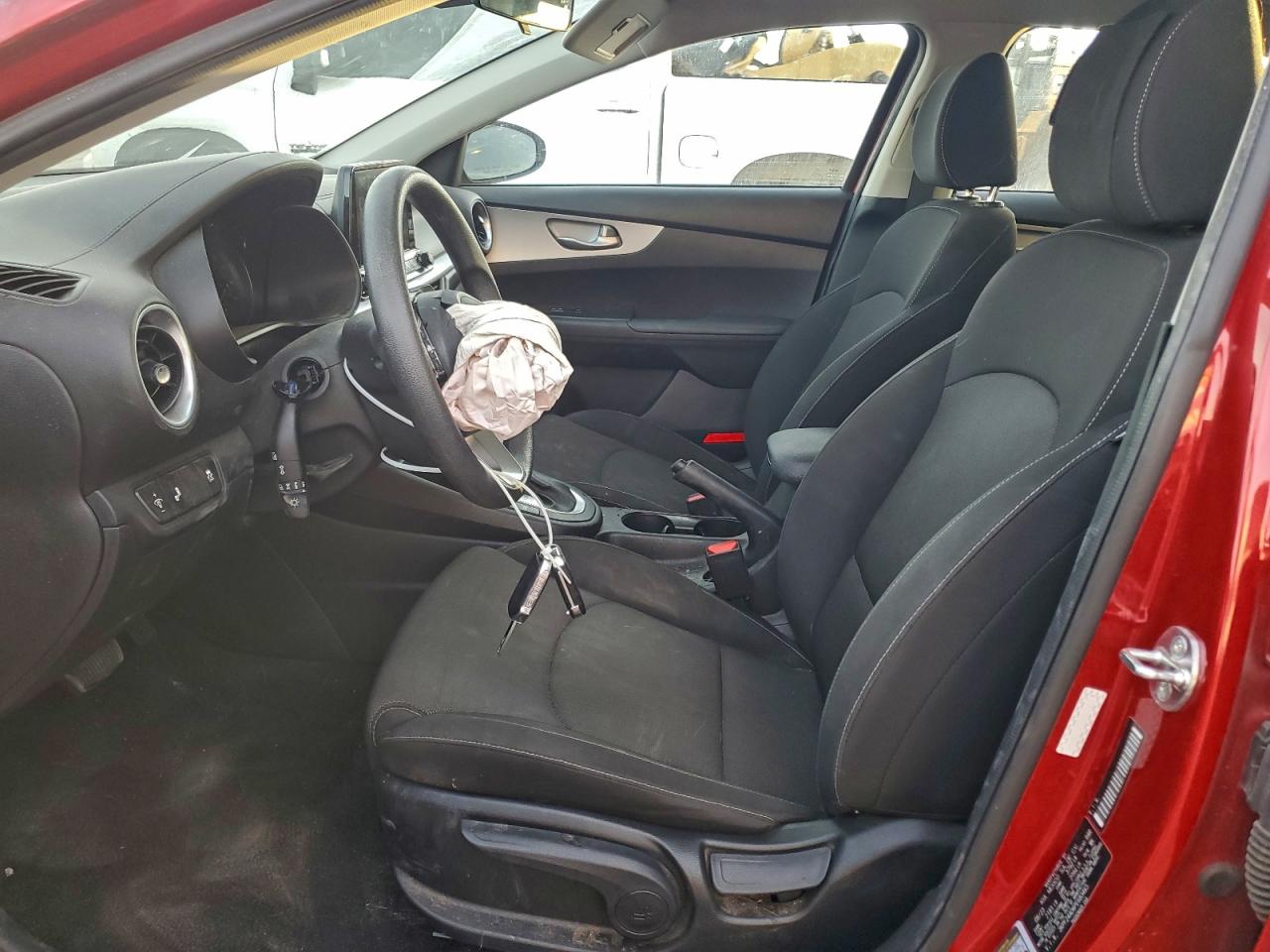 2023 KIA FORTE LX photo 7