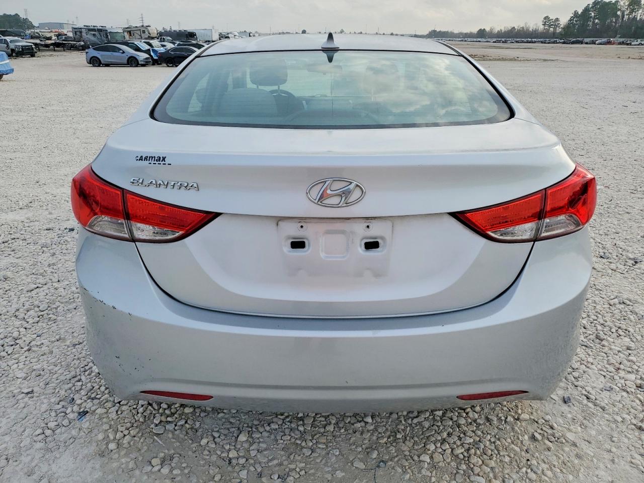 2013 HYUNDAI ELANTRA GLS photo 6