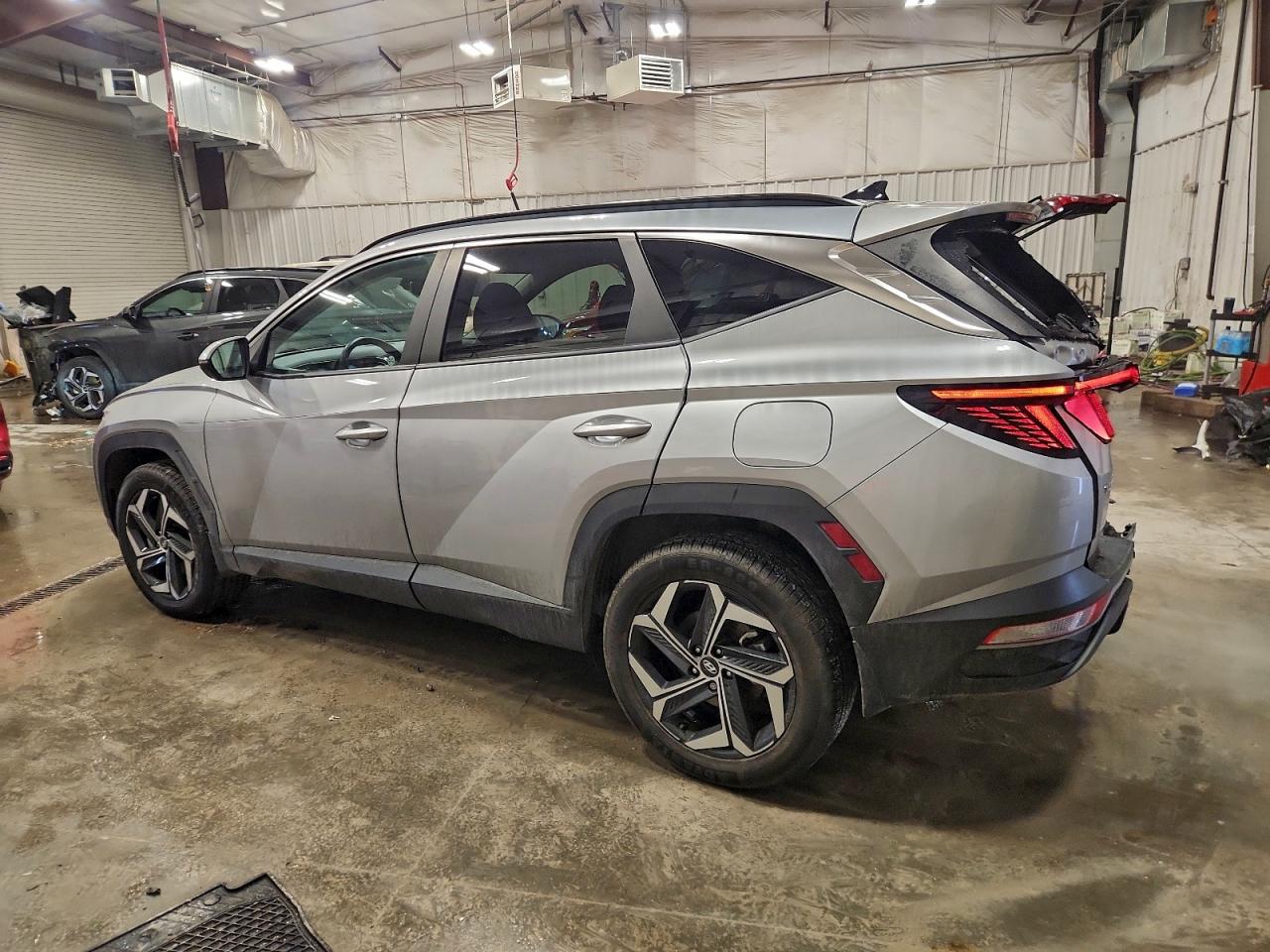 2022 HYUNDAI TUCSON SEL photo 2