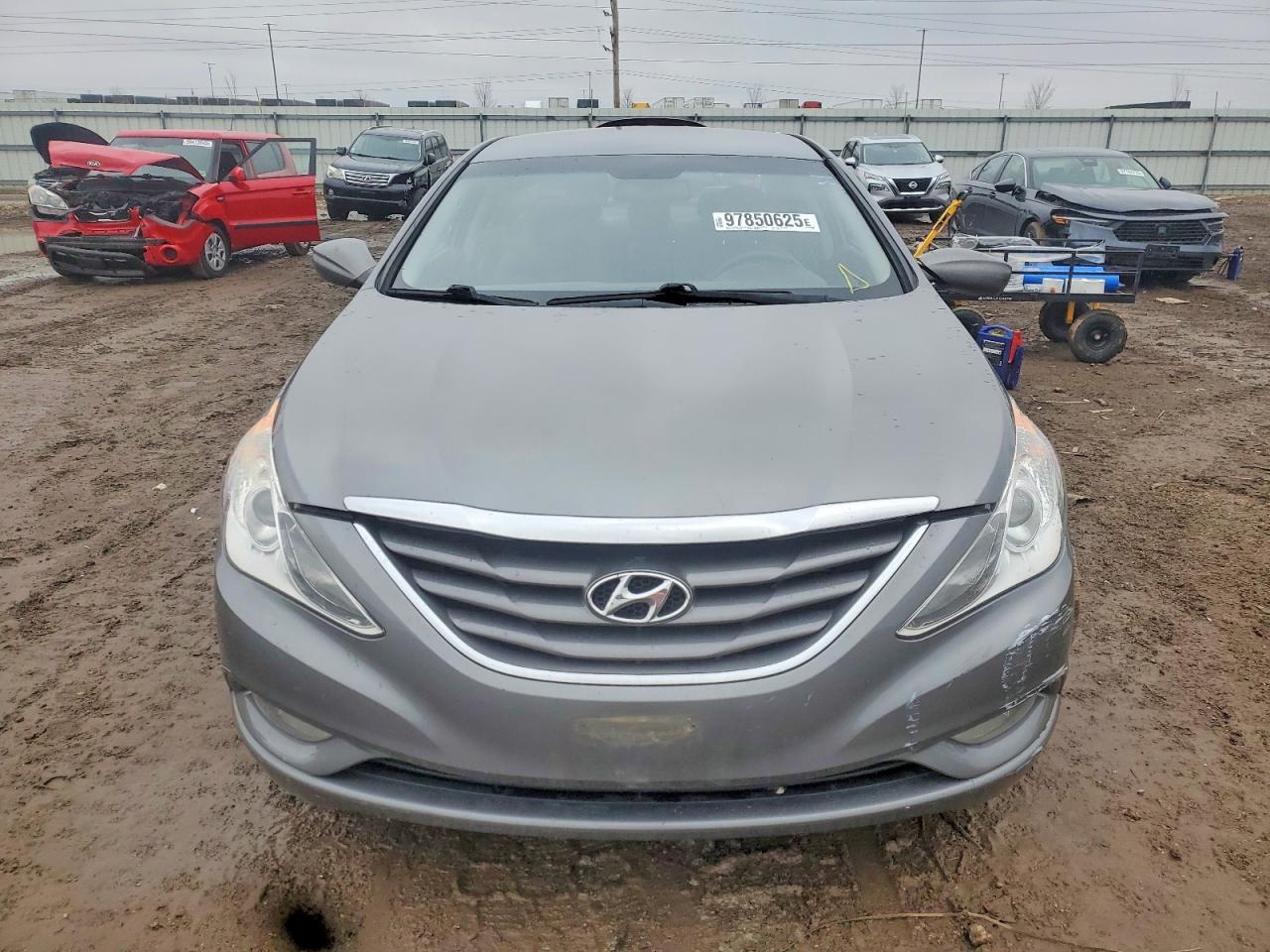 2013 HYUNDAI SONATA GLS photo 9