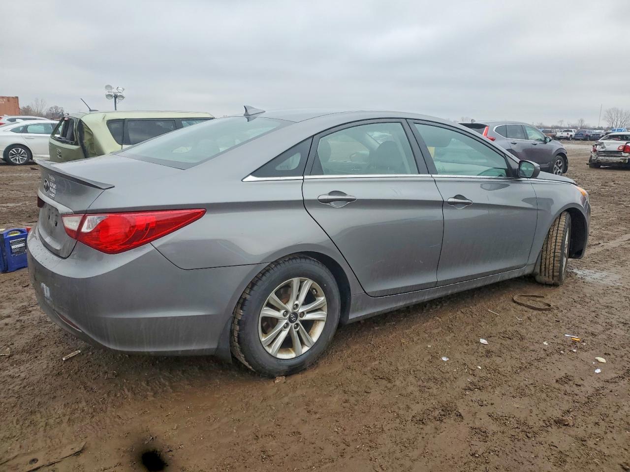 2013 HYUNDAI SONATA GLS photo 5