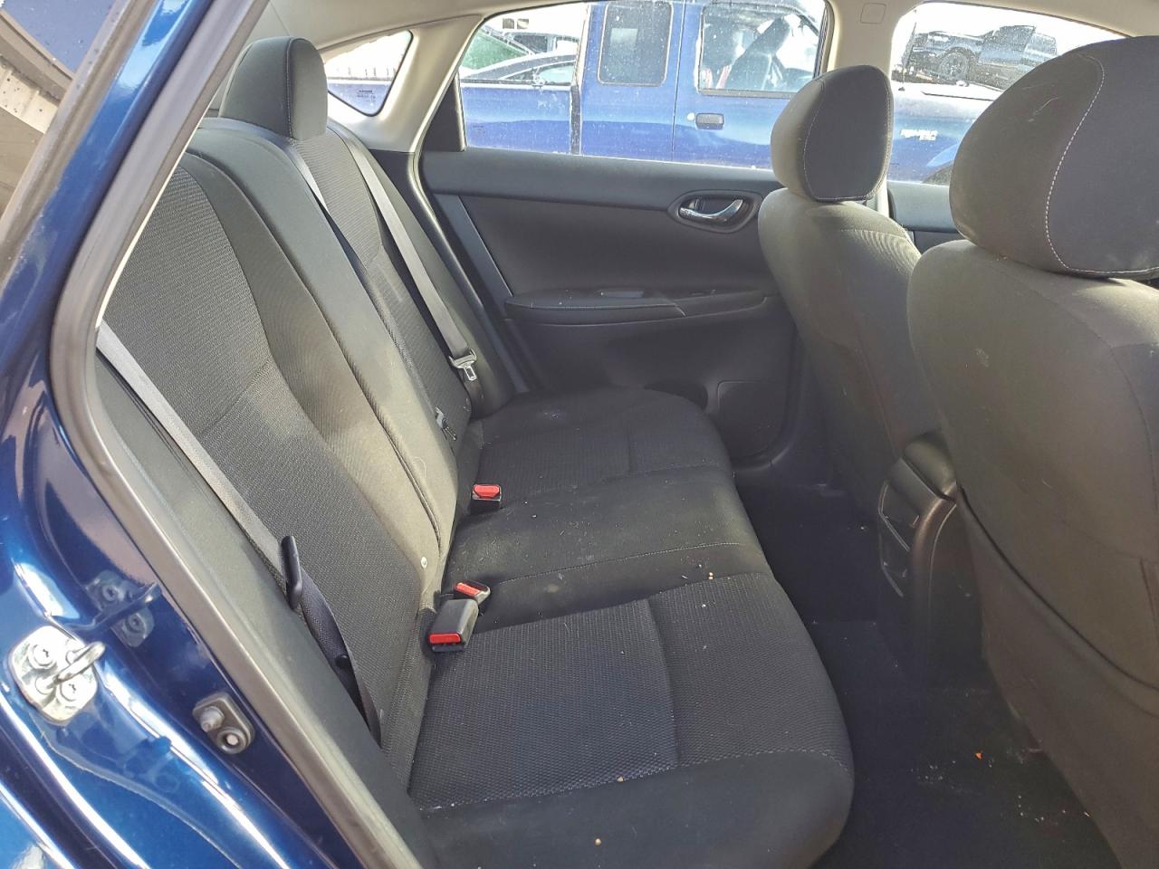 2019 NISSAN SENTRA S photo 10