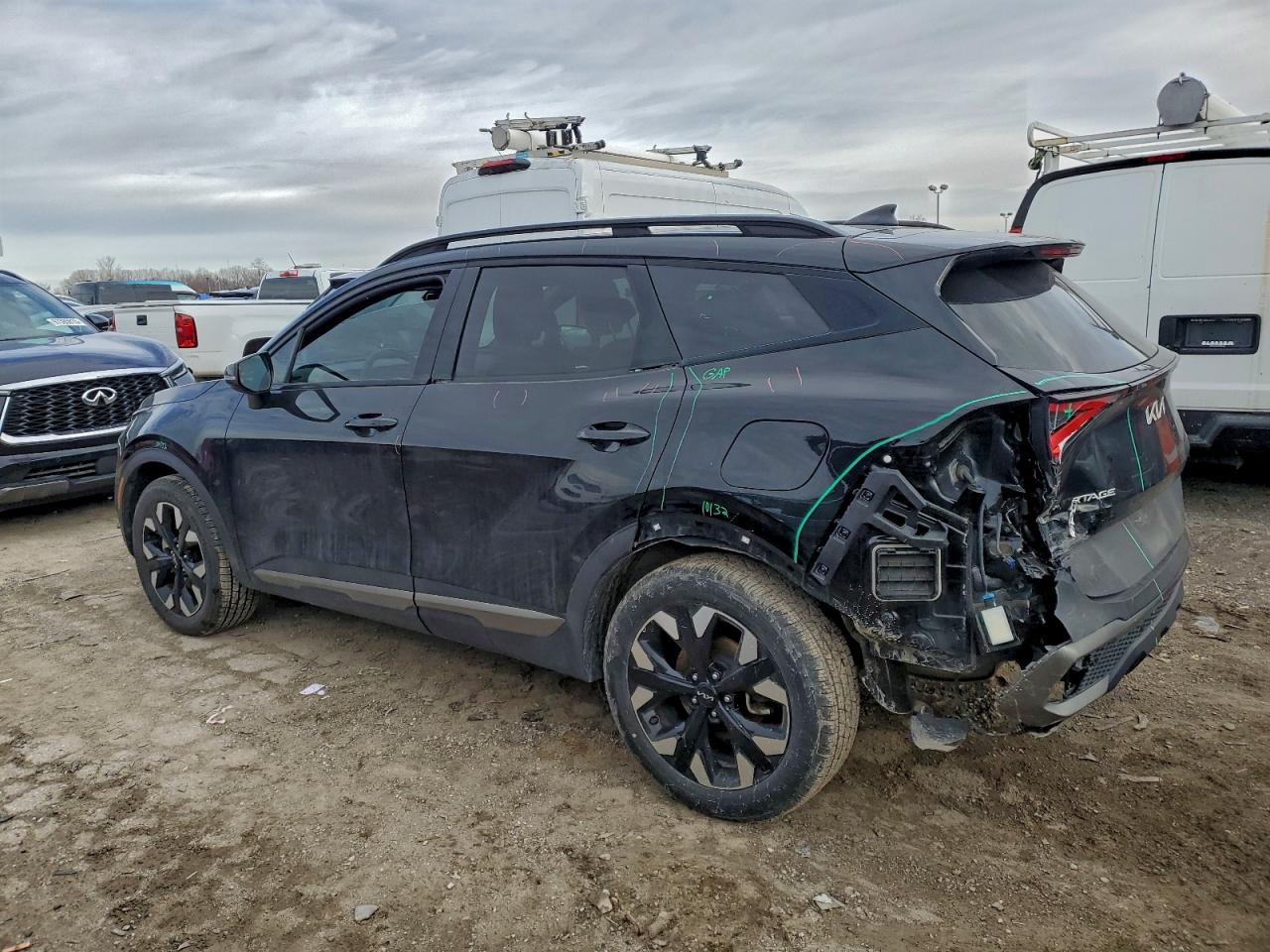 2023 KIA SPORTAGE X LINE photo 2