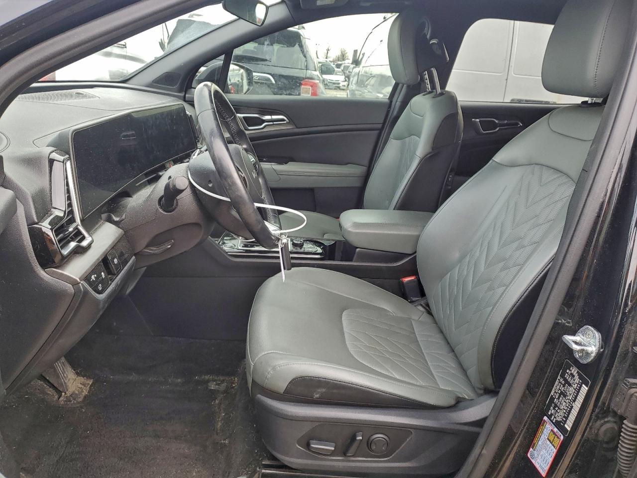 2023 KIA SPORTAGE X LINE photo 7