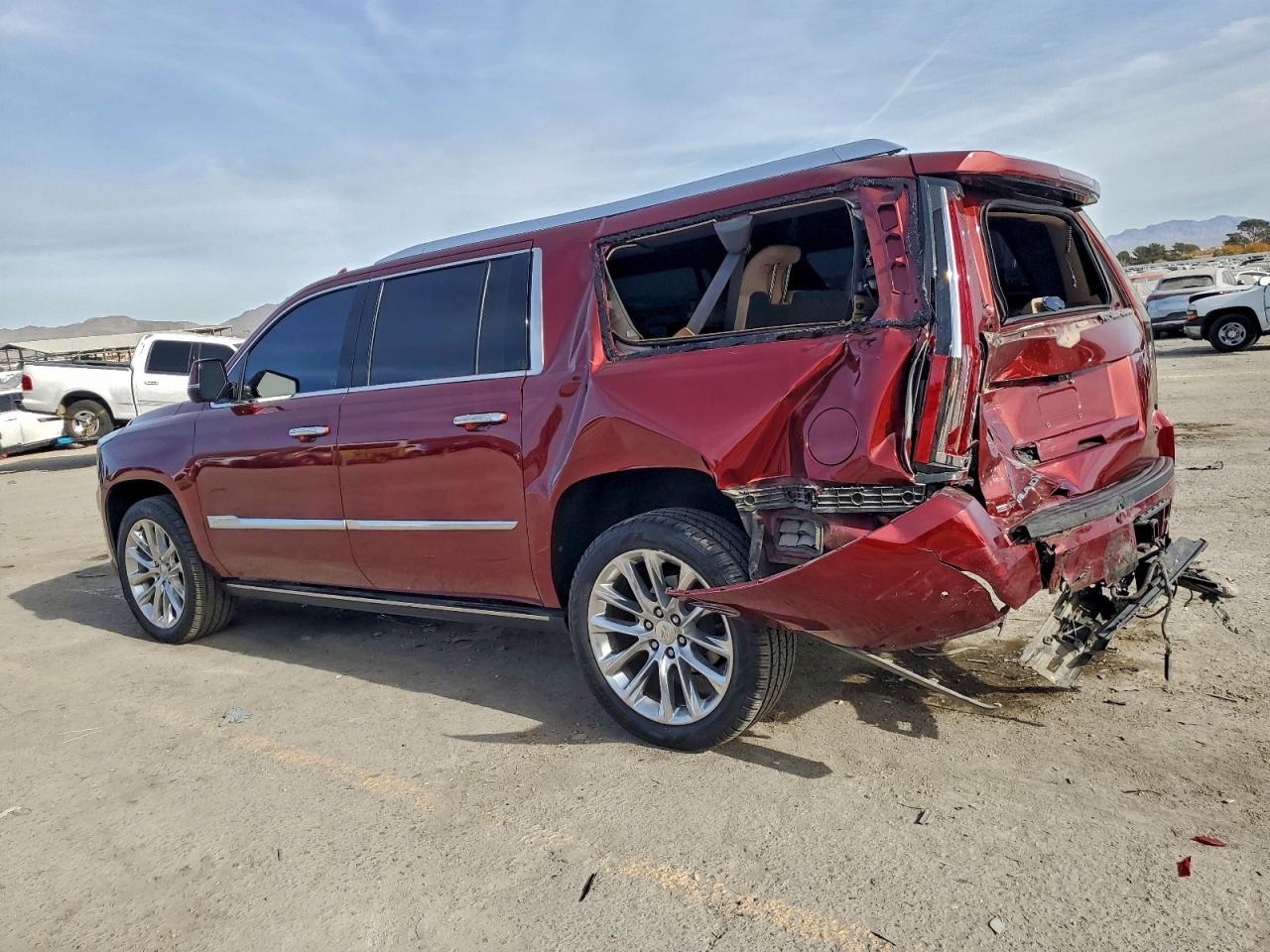 2019 CADILLAC ESCALADE ESV PLATINUM photo 2