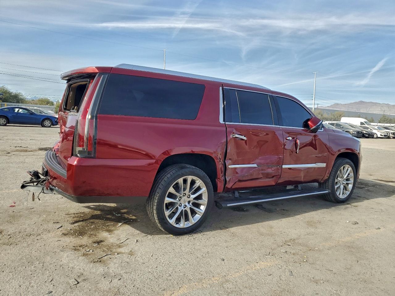 2019 CADILLAC ESCALADE ESV PLATINUM photo 3