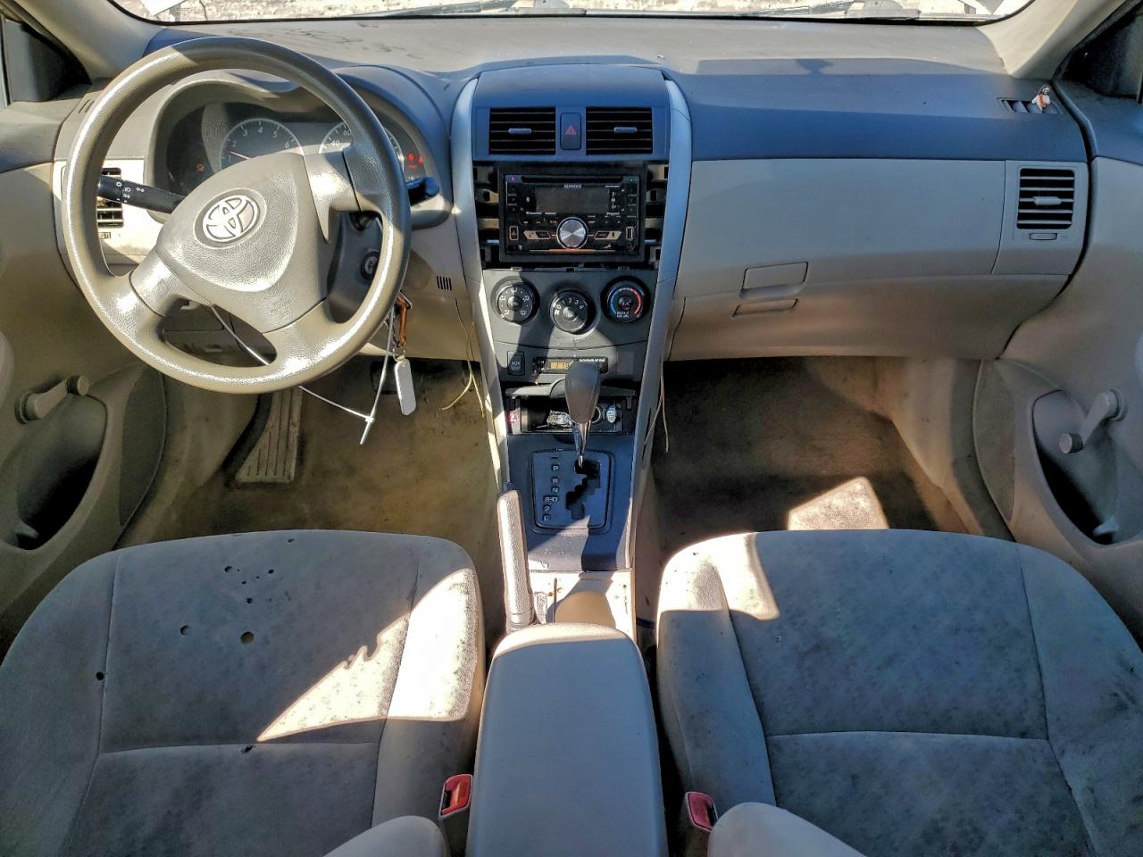 2010 TOYOTA COROLLA BASE photo 8