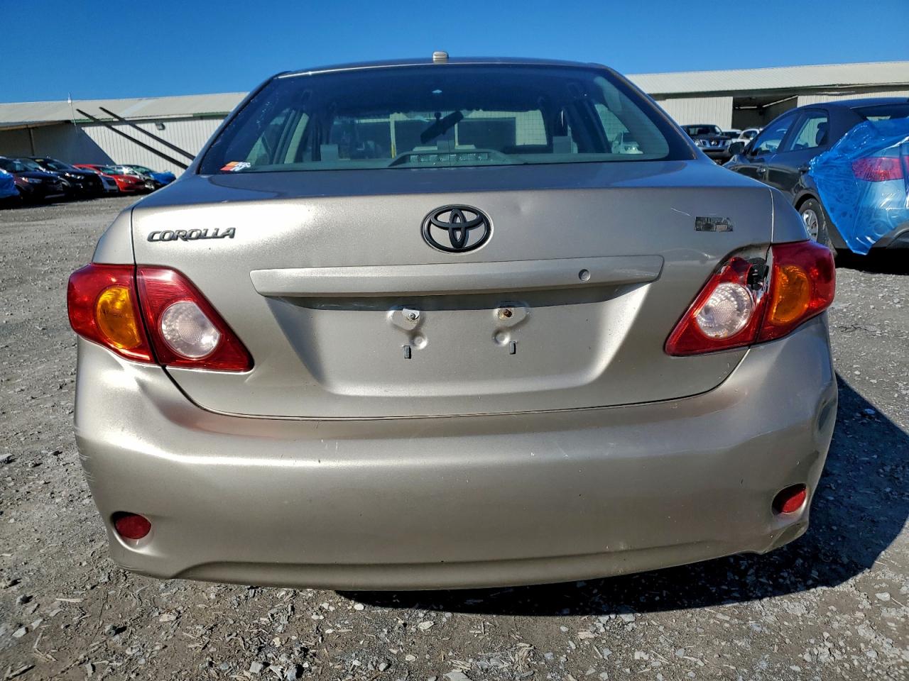 2010 TOYOTA COROLLA BASE photo 6