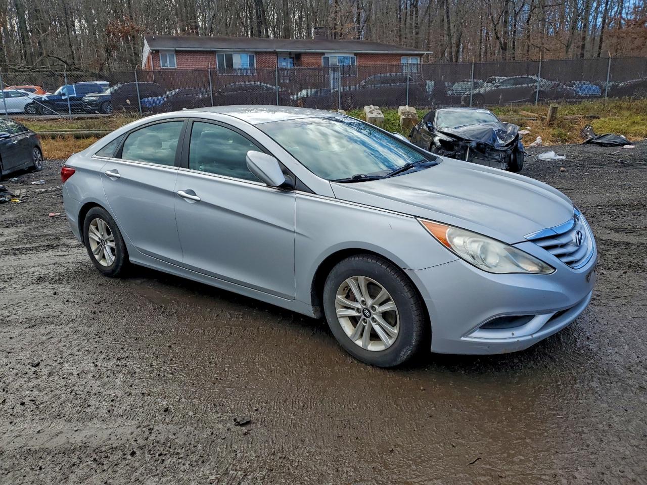 2011 HYUNDAI SONATA GLS photo 4