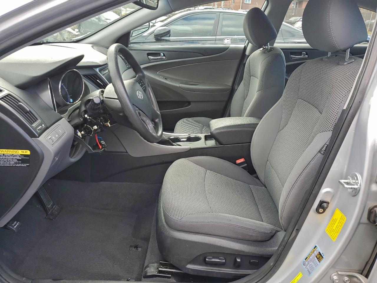 2011 HYUNDAI SONATA GLS photo 7