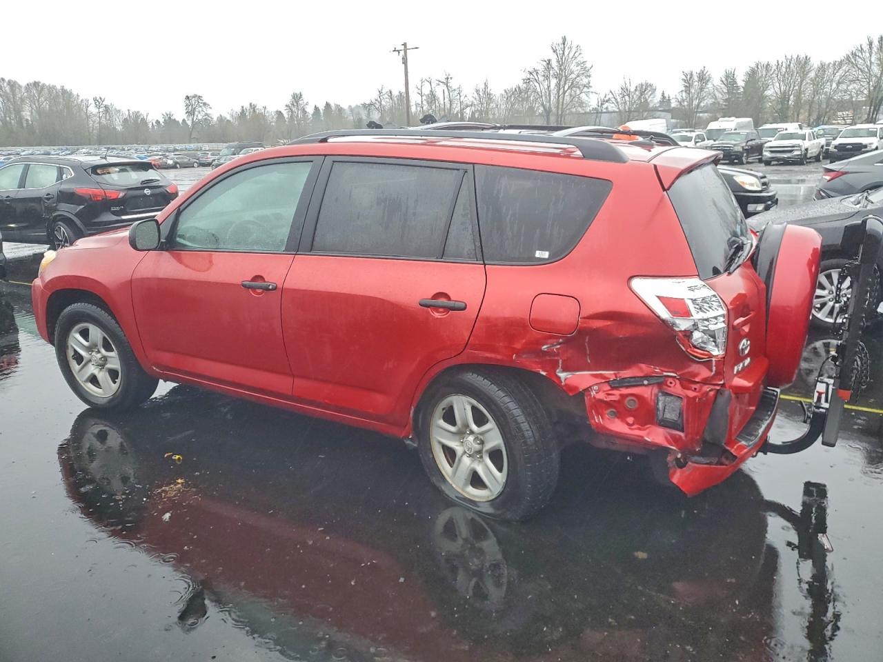 2011 TOYOTA RAV4 photo 2