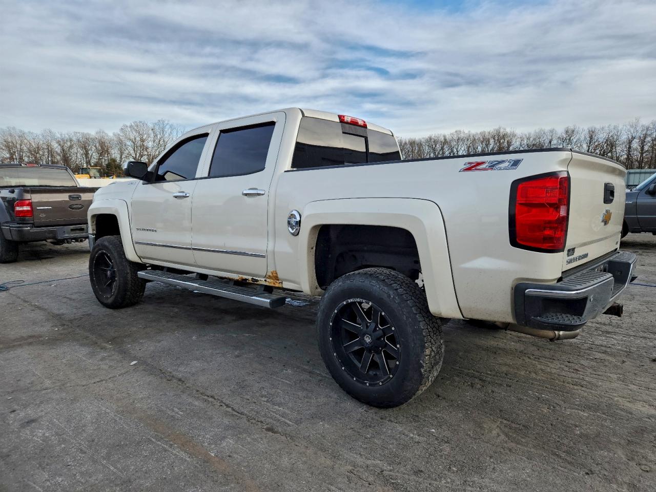 2014 CHEVROLET 1500 photo 2