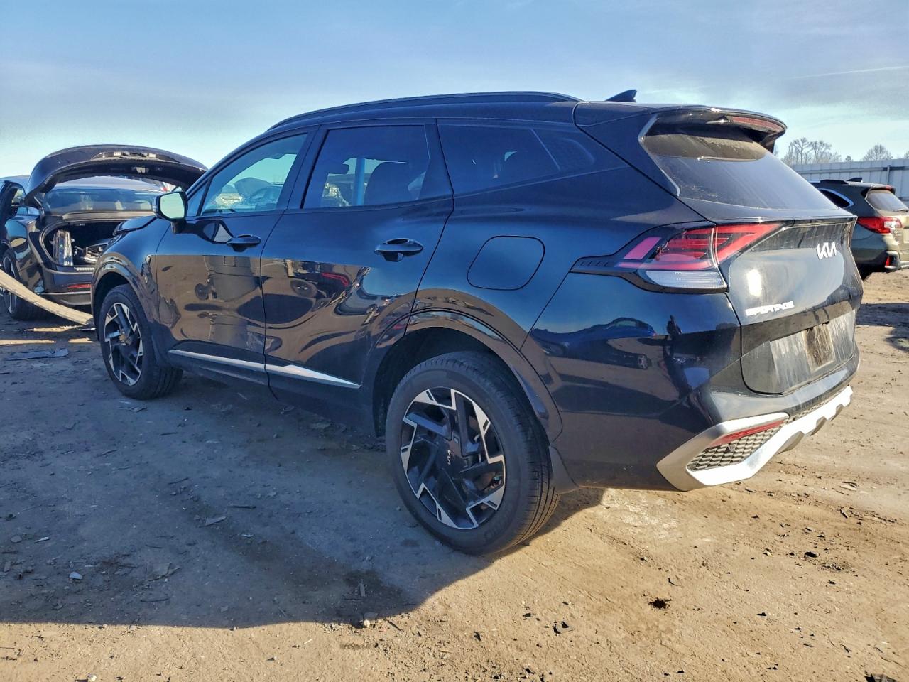 2023 KIA SPORTAGE SX PRESTIGE photo 2