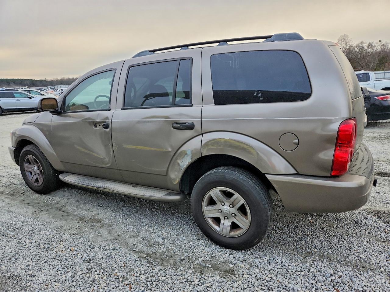 2005 DODGE DURANGO LIMITED photo 2