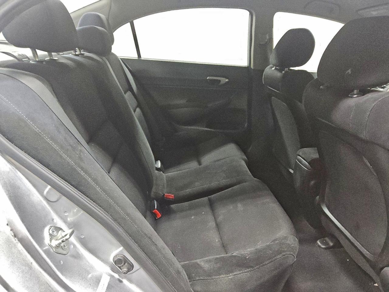 2011 HONDA CIVIC LX-S photo 19