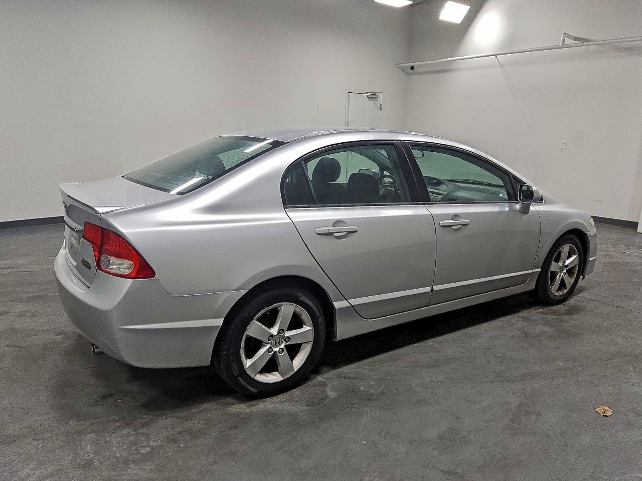2011 HONDA CIVIC LX-S photo 5