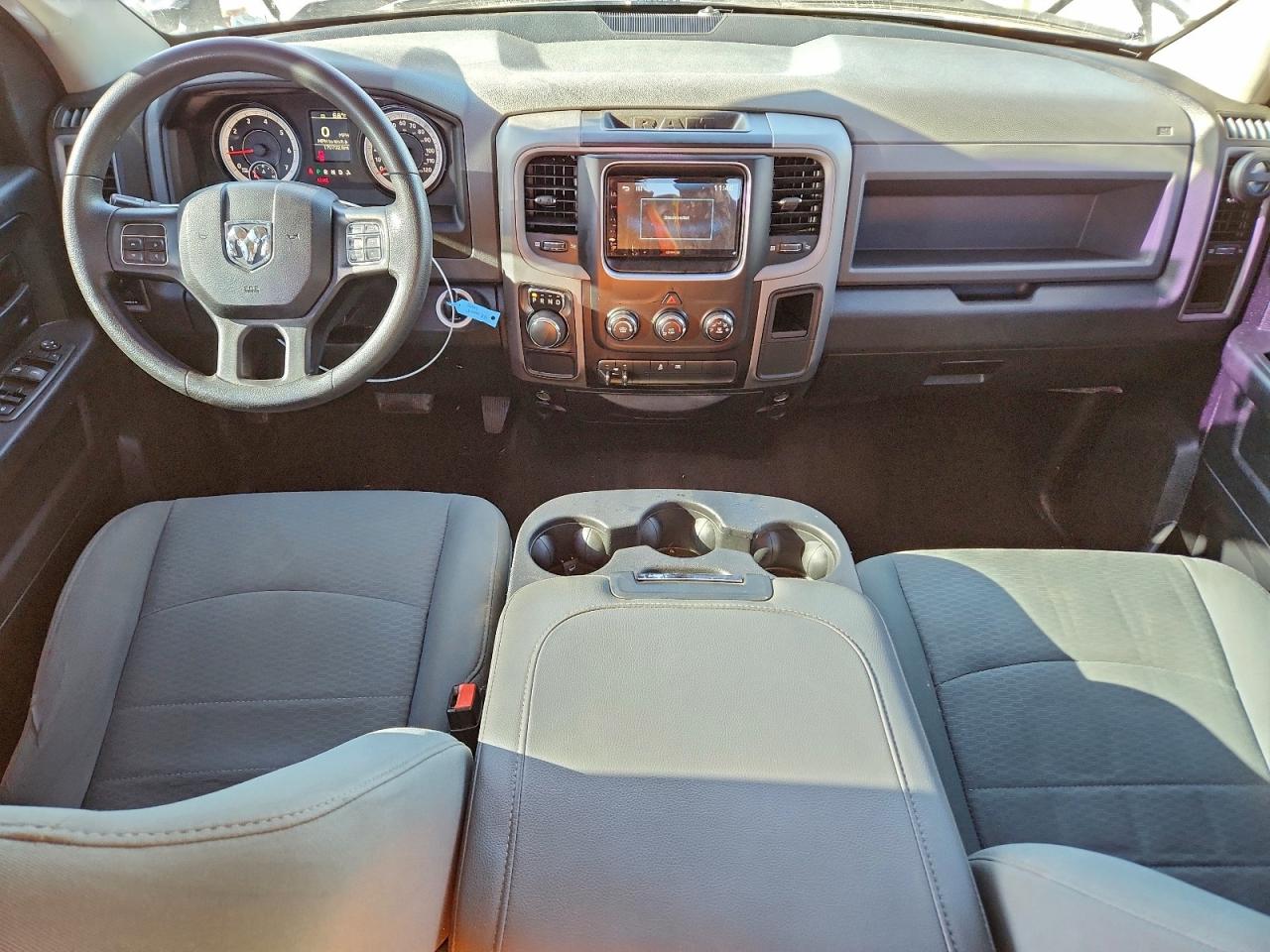 2015 RAM 1500 ST photo 8
