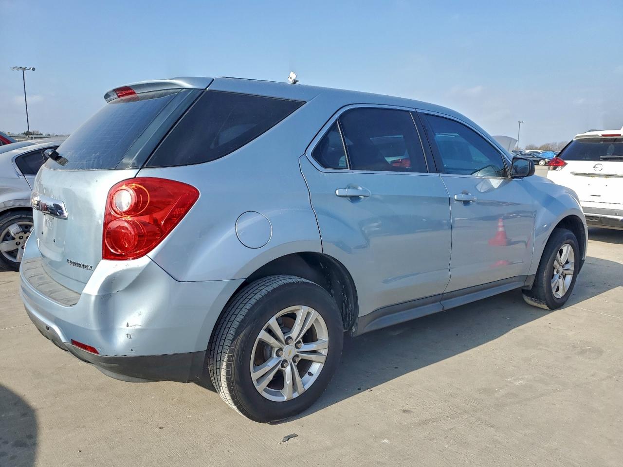 2015 CHEVROLET EQUINOX LS photo 3