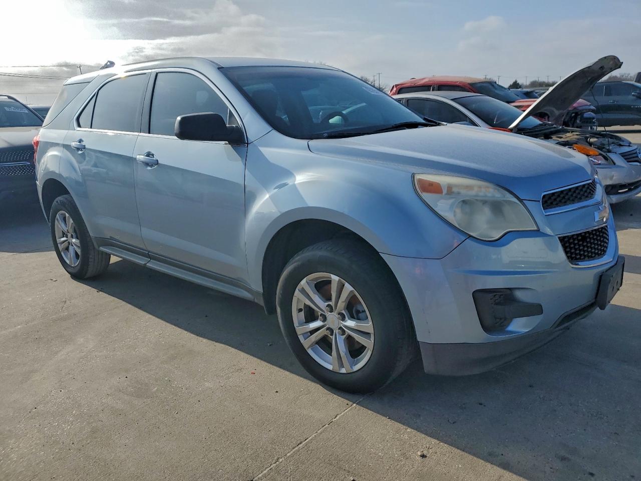 2015 CHEVROLET EQUINOX LS photo 4