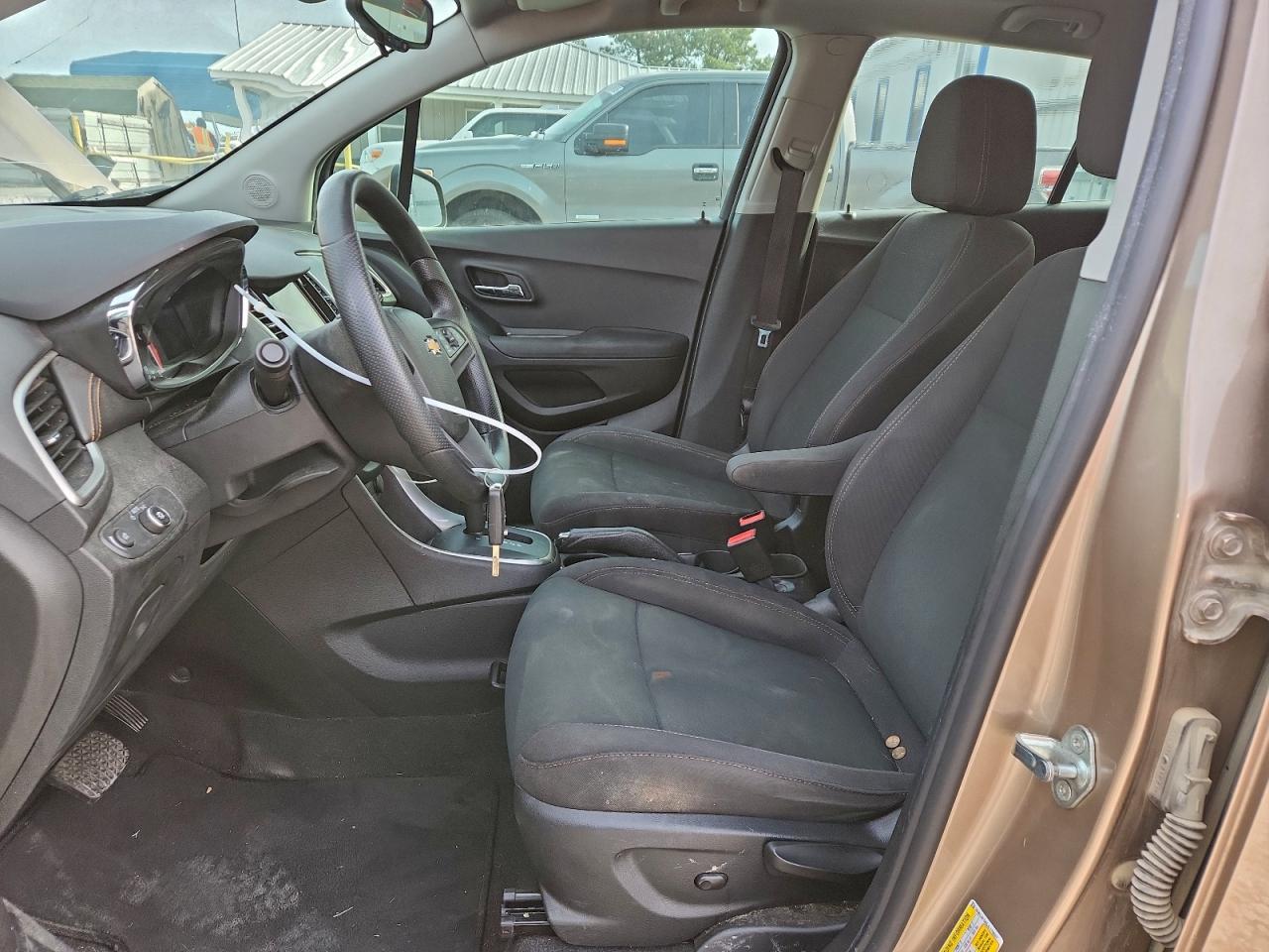 2018 CHEVROLET TRAX LS photo 7