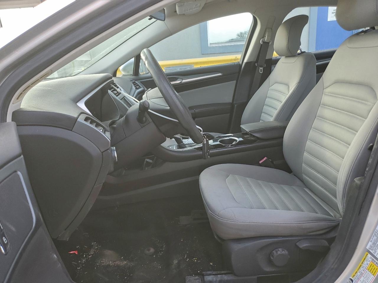 2013 FORD FUSION S photo 7