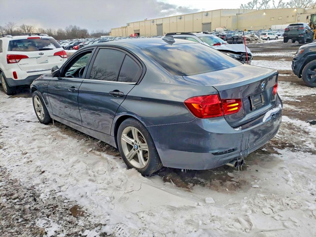 2015 BMW 328 XI SULEV photo 2