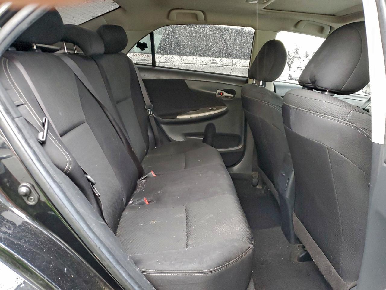 2013 TOYOTA COROLLA BASE photo 10