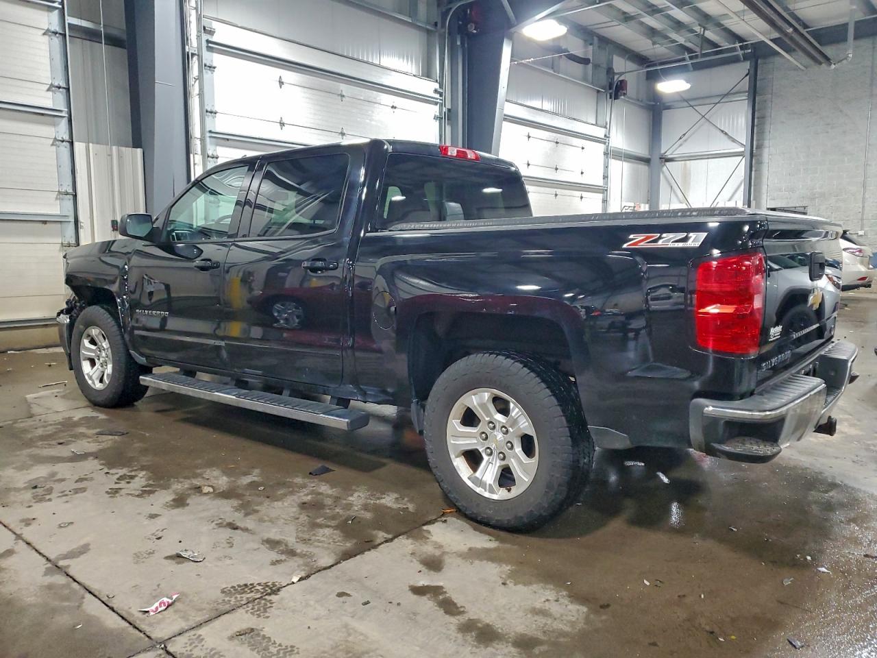 2015 CHEVROLET SILVERADO K1500 LT photo 2