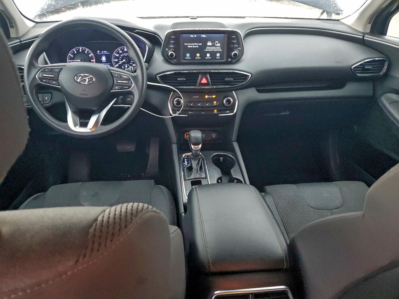 2019 HYUNDAI SANTA FE SE photo 8