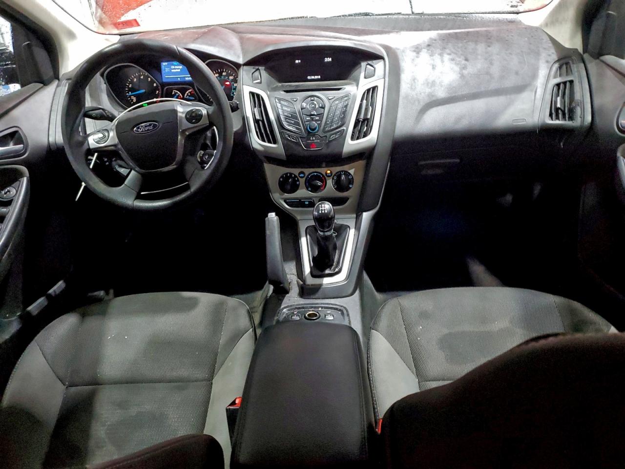 2014 FORD FOCUS SE photo 15