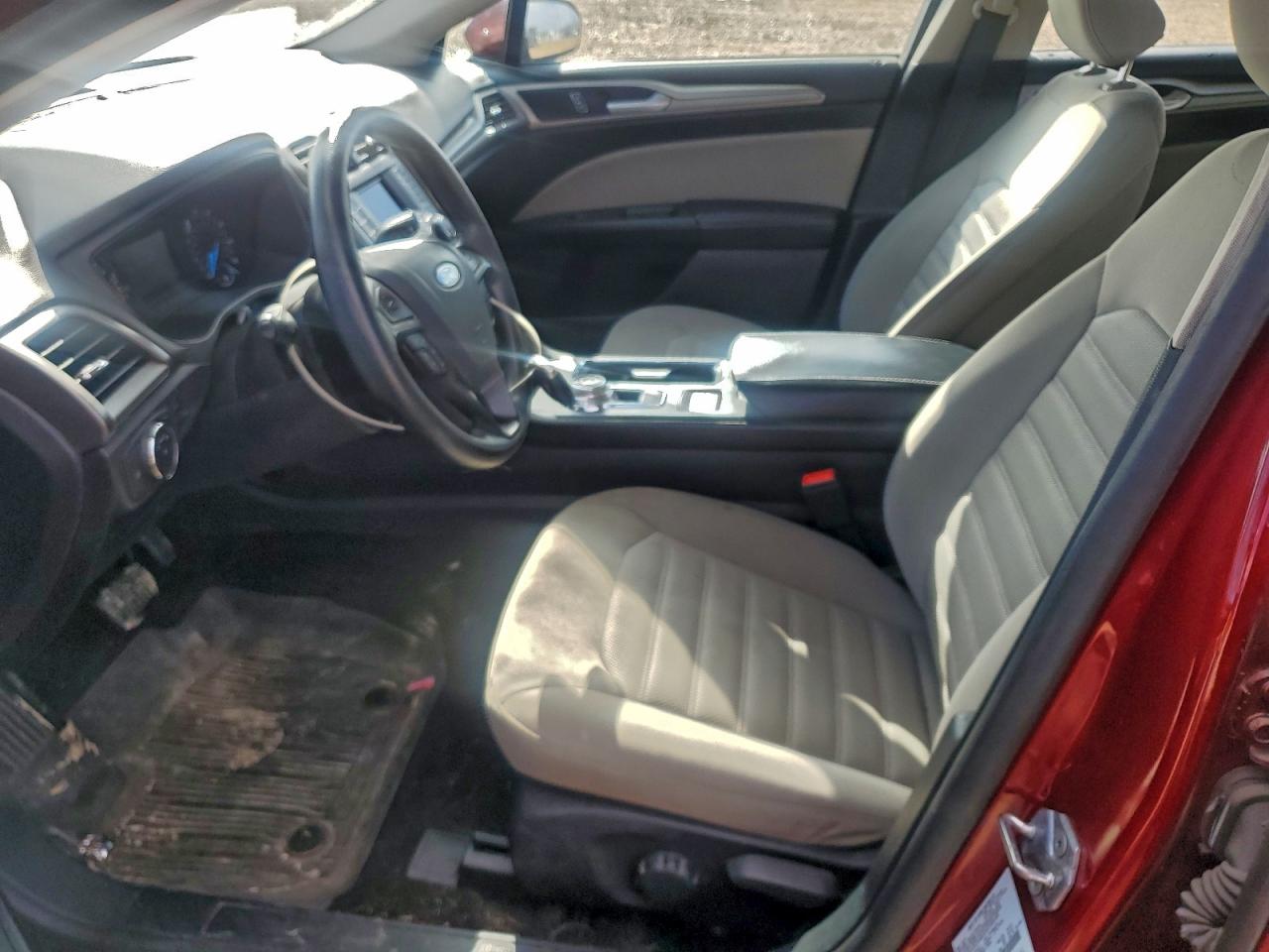 2019 FORD FUSION S photo 7