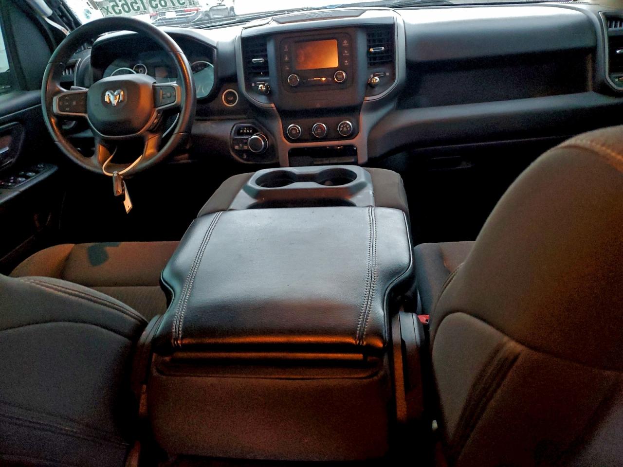 2019 RAM 1500 TRADESMAN photo 8