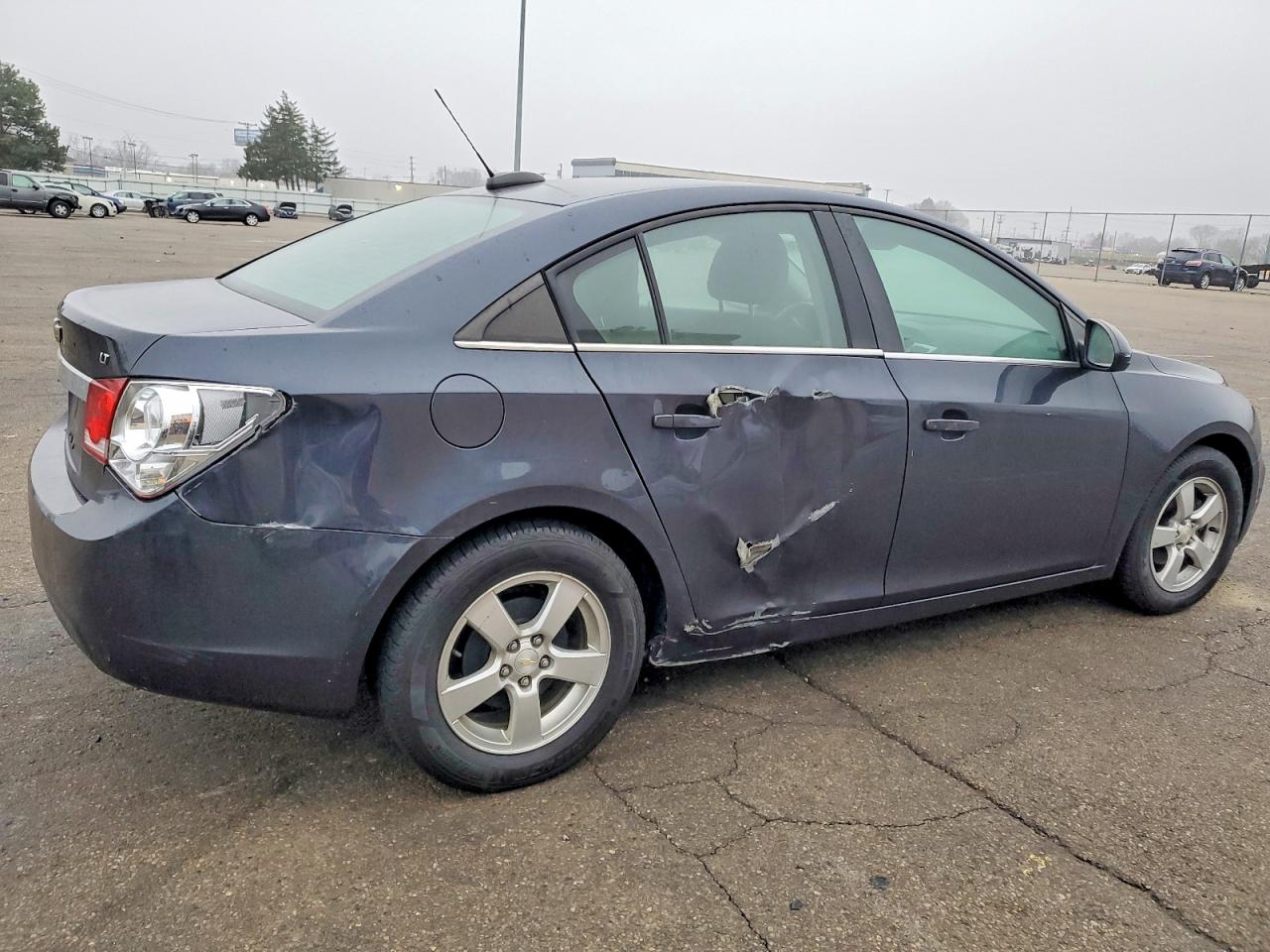 2016 CHEVROLET CRUZE LIMITED LT photo 3